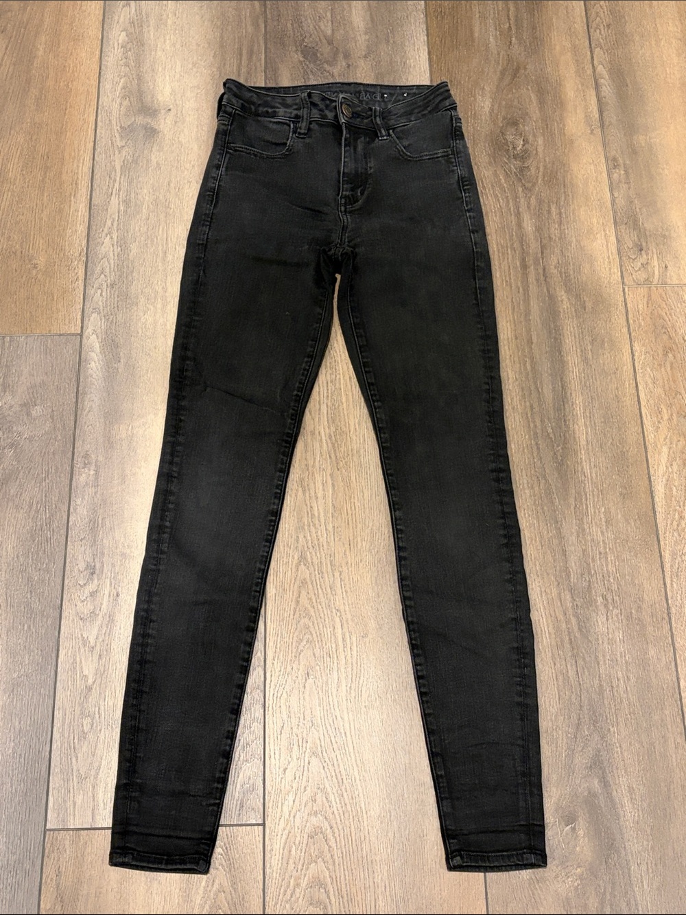 American Eagle Outfitters Black High-Rise Skinny Jeans